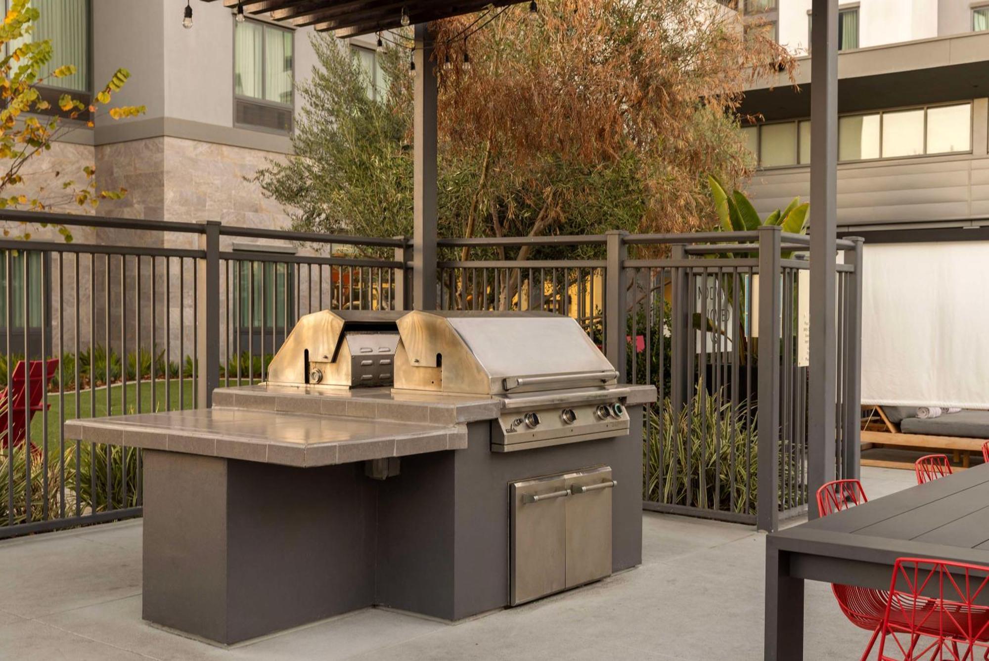 Homewood Suites By Hilton Long Beach Airport Екстер'єр фото