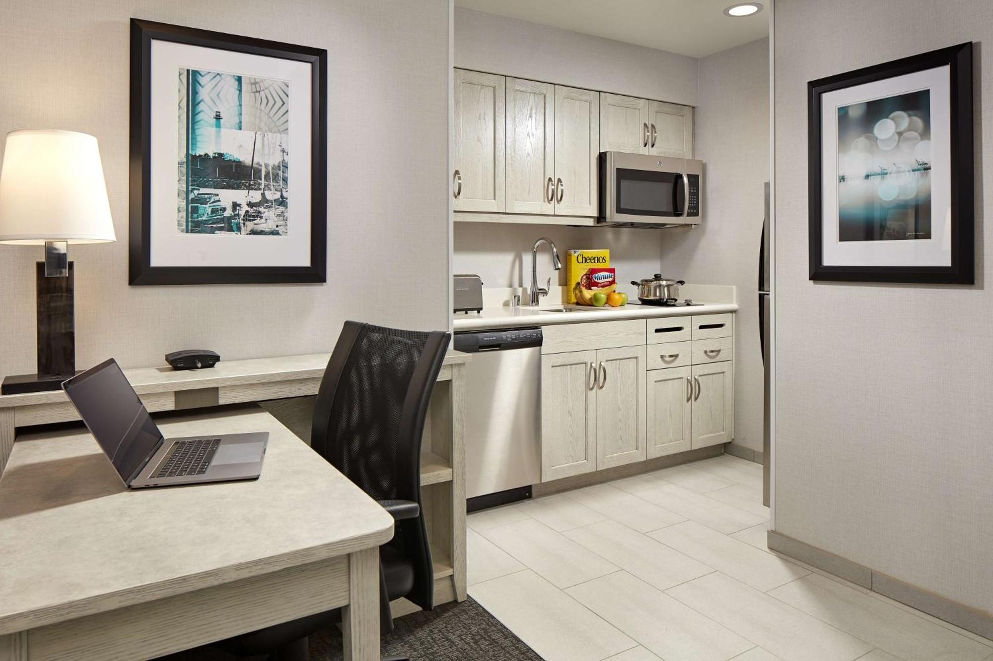 Homewood Suites By Hilton Long Beach Airport Екстер'єр фото